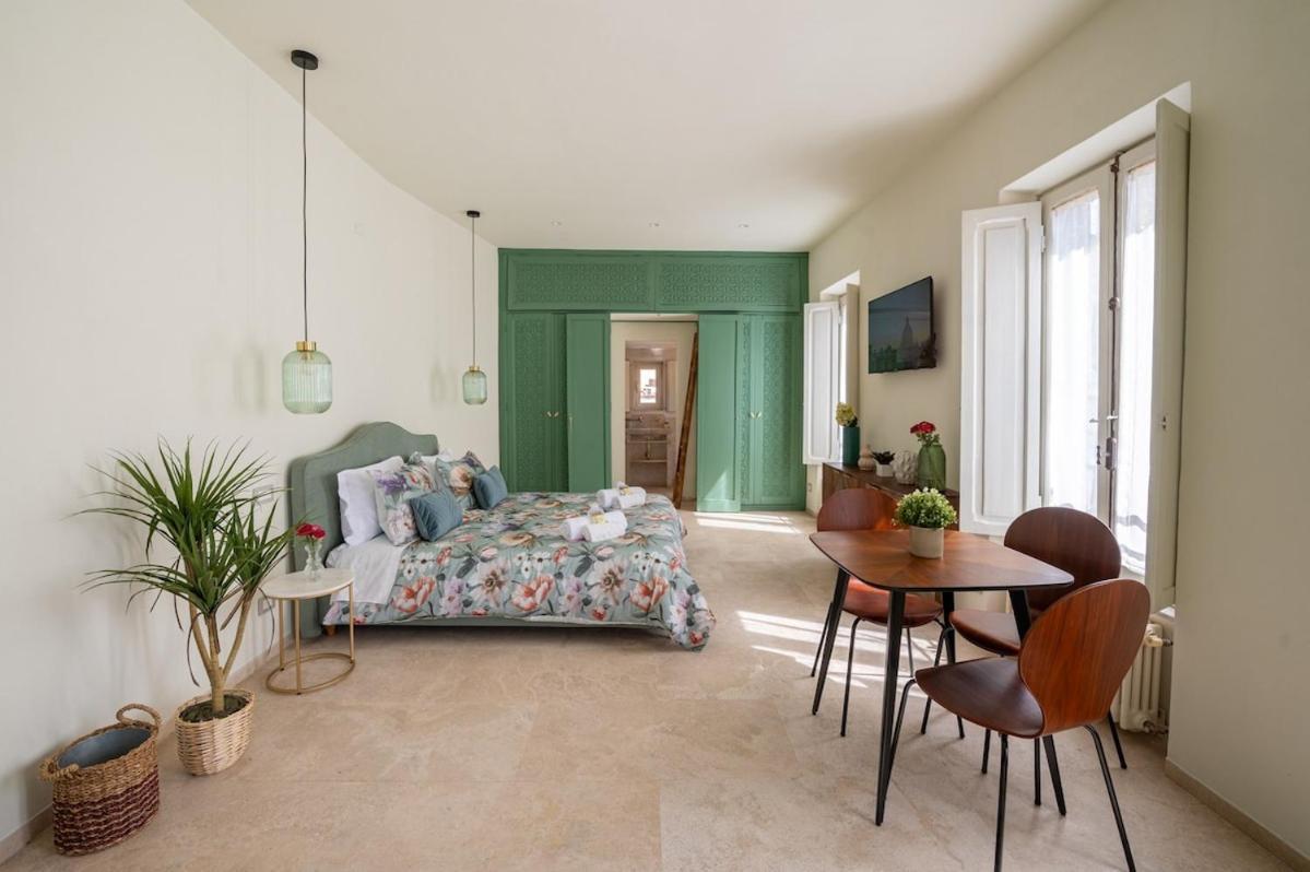 Trastevere Rooftop Terrace Courtyard Loft Appartamento