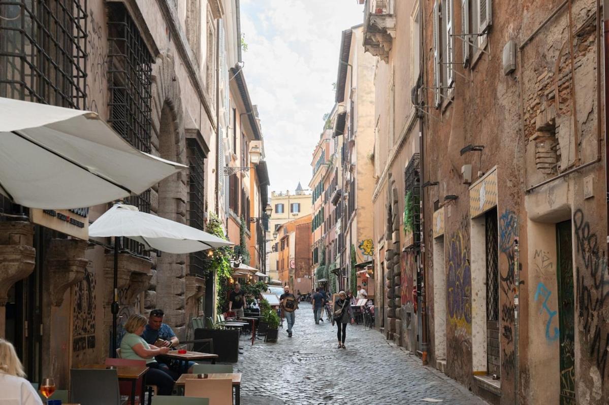 Trastevere Rooftop Terrace Courtyard Loft * Roma