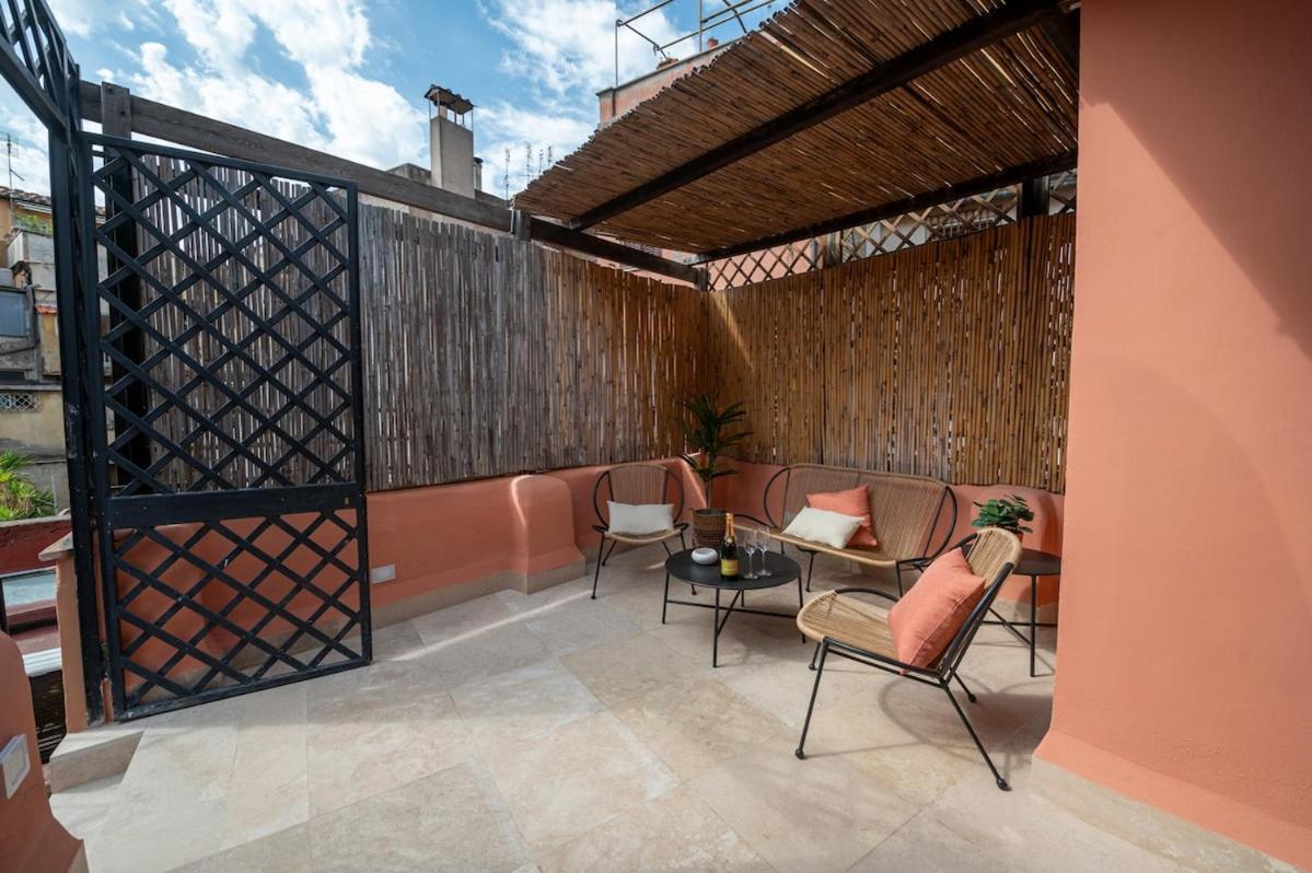 Trastevere Rooftop Terrace Courtyard Loft Roma