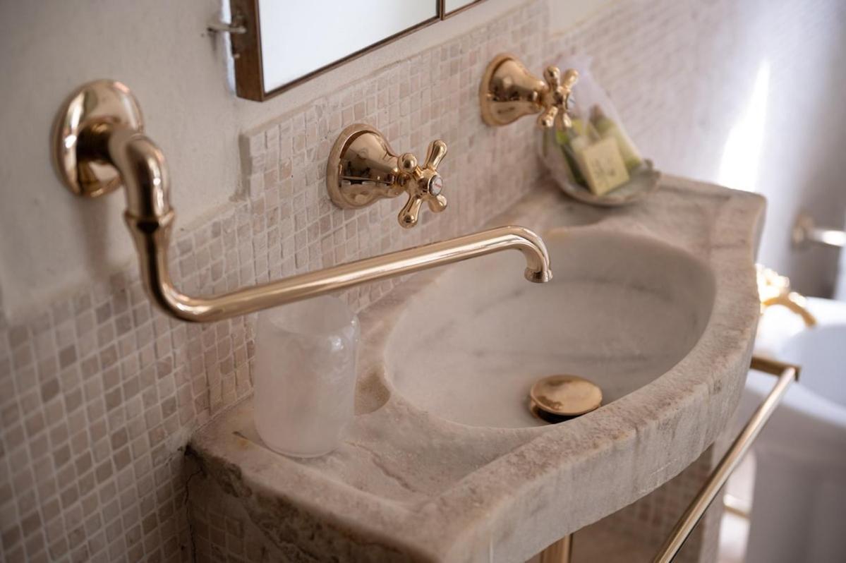 Appartamento Trastevere Rooftop Terrace Courtyard Loft *