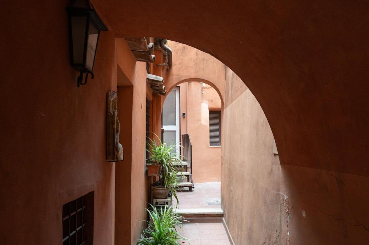 Trastevere Rooftop Terrace Courtyard Loft * Roma